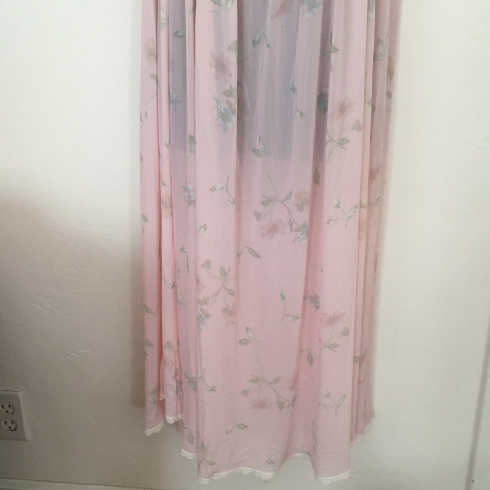 Vintage Miss Elaine Made In The Usa Nightgown Gem